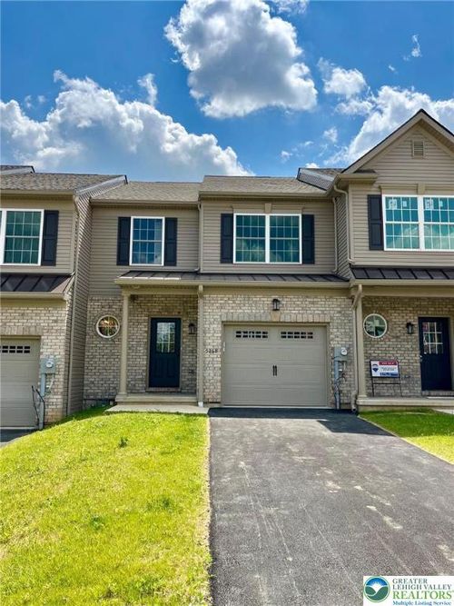 5268 Saddlebred Rd, Allentown, PA, 18104-6003 | Card Image