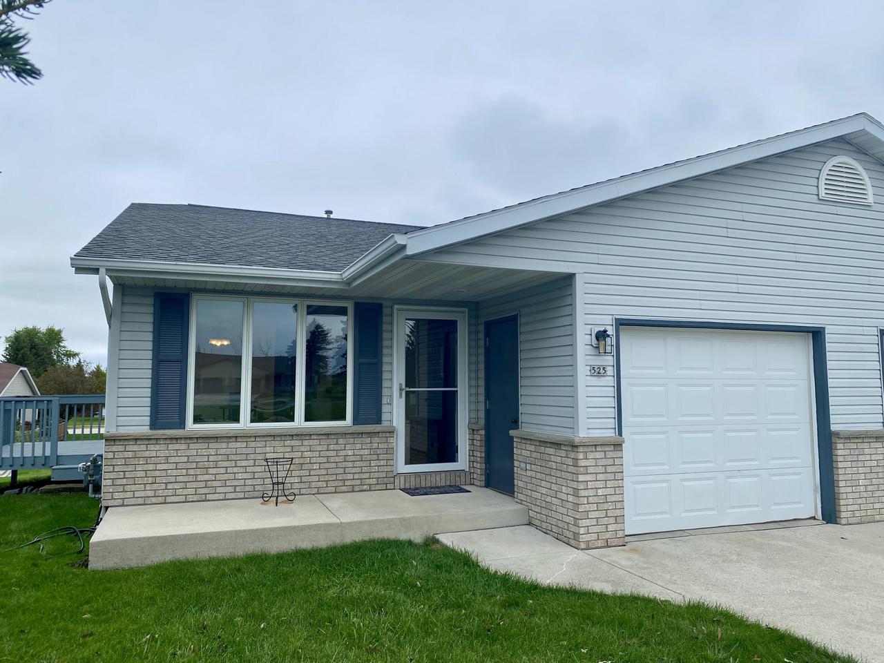Dutch Ct, Oostburg, WI 53070