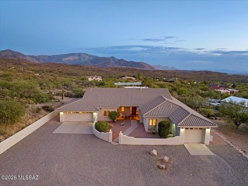 1633 W La Mariposa St, Oracle, AZ, 85623-1973 | Card Image