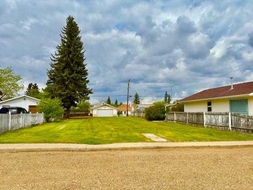 5012 48 Street, Hardisty, AB, T0B1V0 | Card Image