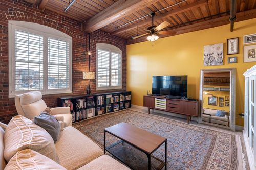 unit-313-66 Landing Ln, Laconia, NH, 03246-3387 | Card Image