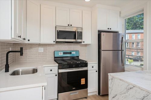 apt-2-192 Grand St, Croton-On-Hudson, NY, 10520-2380 | Card Image