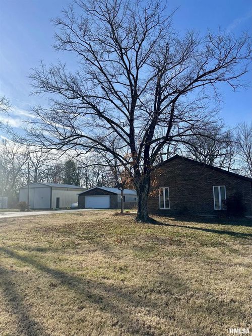 2407 Selmaville Rd, Salem, IL, 62881-6723 | Card Image