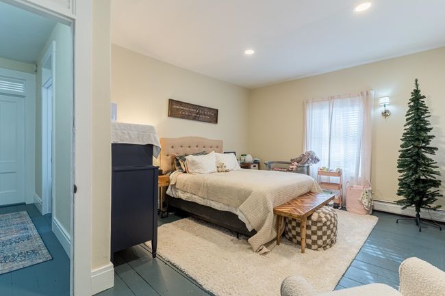 9 Swamscott St, House other with 6 bedrooms, 5 bathrooms and null parking in Newfields NH | Image 43
