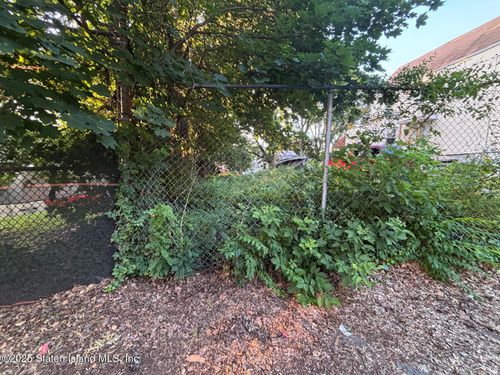 0 Layton Ave, Staten Island, NY, 10301 | Card Image