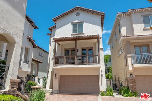 5856 Kiyot Way, Playa Vista, CA, 90094-2103 | Card Image