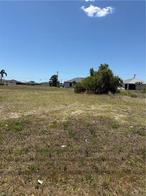 2532 Santa Barbara Blvd N, Cape Coral, FL, 33993 | Card Image