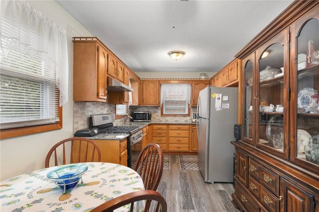 70 Silver Spring Ave, House other with 3 bedrooms, 1 bathrooms and 6 parking in Riverside RI | Image 15