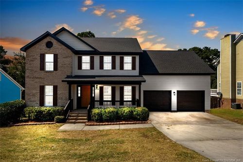 5325 Miranda Dr, Hope Mills, NC, 28348-5617 | Card Image