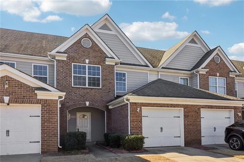 232 Village Dr, Loganville, GA, 30052-6944 | Card Image