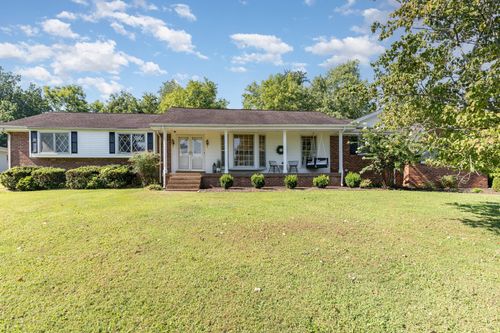 110 Bay Dr, Hendersonville, TN, 37075-4021 | Card Image