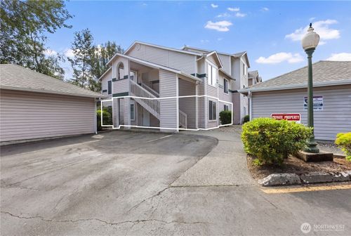d101-11518 12th Ave, Everett, WA, 98204-5989 | Card Image