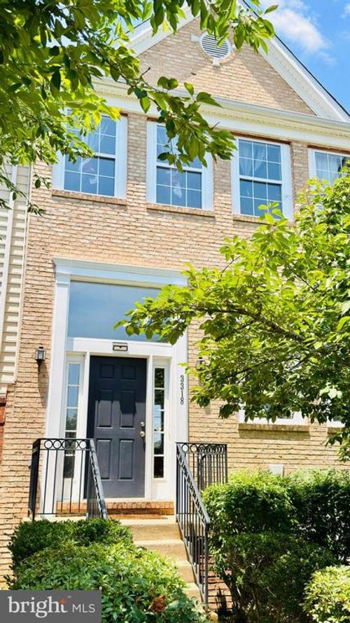 3318 Broker Ln, WOODBRIDGE, VA, 22193-8509 | Card Image