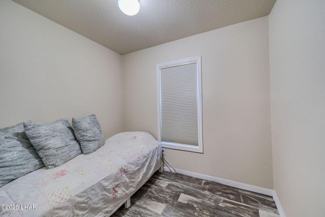 Guest Bedroom | Image 18