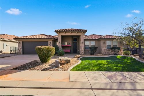 970 N Catalpa Dr, Washington, UT, 84780-8882 | Card Image