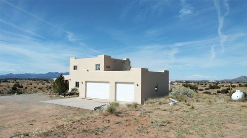 15 Deer Tank Rd, Santa Fe, NM, 87508-7013 | Card Image