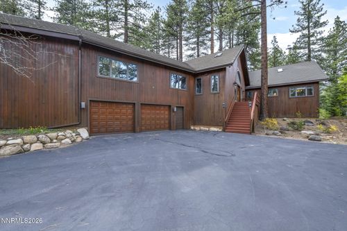 1300 Douglas Fir Dr, Reno, NV, 89511-3752 | Card Image