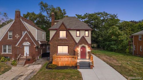 9238 Littlefield St, Detroit, MI, 48228-2548 | Card Image