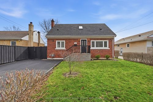 211 Rosedale Ave, Hamilton, ON, L8K4N6 | Card Image