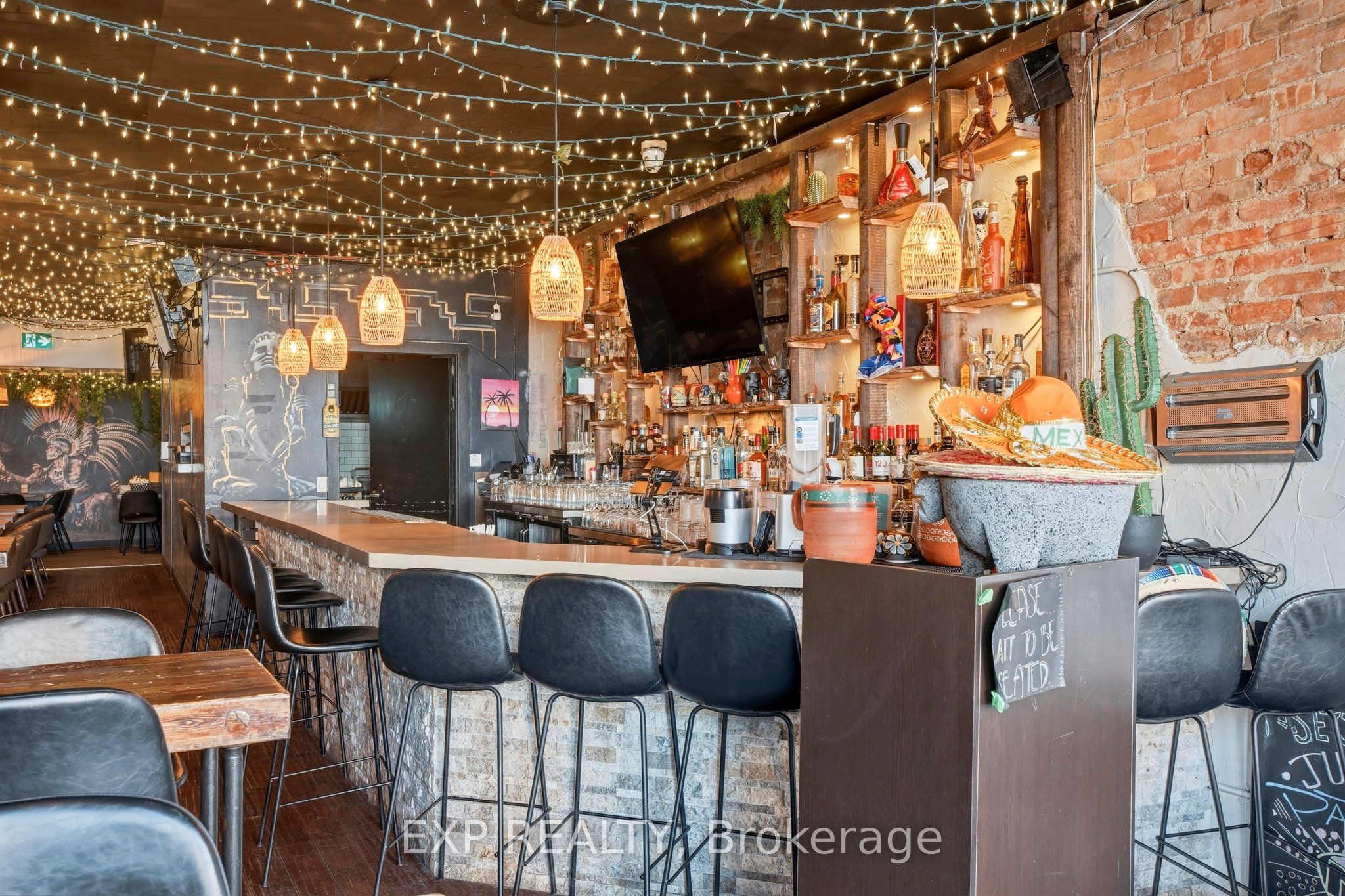 Commercial Sale in Toronto W01 5