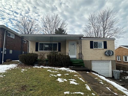 35 Perry St, Millvale, PA, 15209-2145 | Card Image