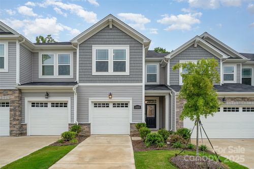 14806 Tamarack Dr, Charlotte, NC, 28278-8640 | Card Image