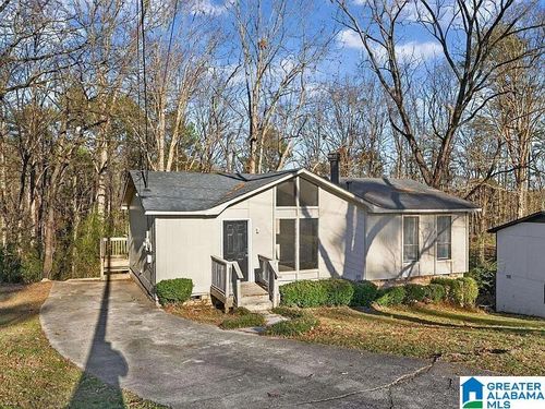 3031 Apple Valley Ln, BIRMINGHAM, AL, 35215-1711 | Card Image