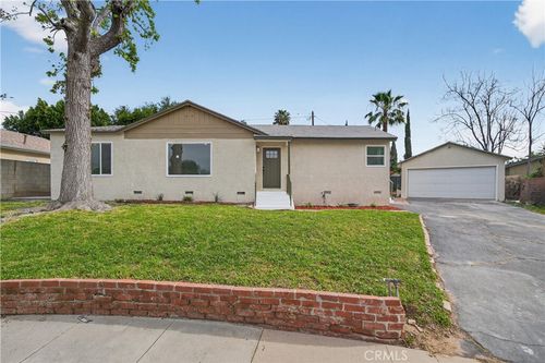 1601 Fermoore Dr, San Fernando, CA, 91340-1106 | Card Image