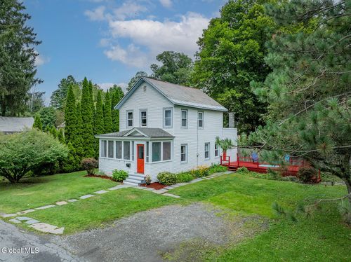 4 Ford Ave, Cambridge, NY, 12816-1247 | Card Image