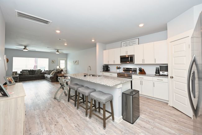 2004 Hardwick Ln, Townhouse with 3 bedrooms, 3 bathrooms and 2 parking in Gallatin TN | Image 15