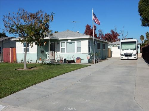 3361 W Thornton Ave, Anaheim, CA, 92804-4714 | Card Image