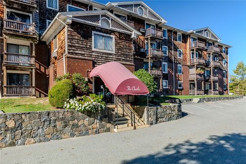1190 Charles St, North Providence, RI, 02904-3572 | Card Image