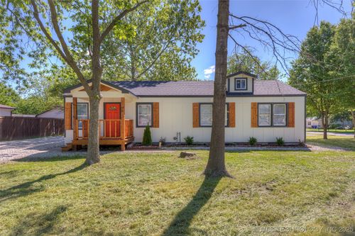 917 S Birch Pl, Broken Arrow, OK, 74012-5367 | Card Image