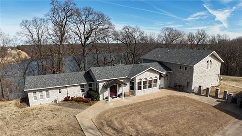 14242 Lake Forrest Heights Rd, Siloam Springs, AR, 72761-8251 | Card Image