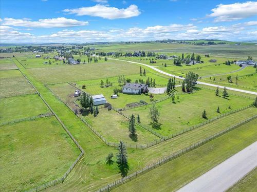 387016 Sundance Trail W, Rural Foothills County, AB, T1S6C6 | Card Image