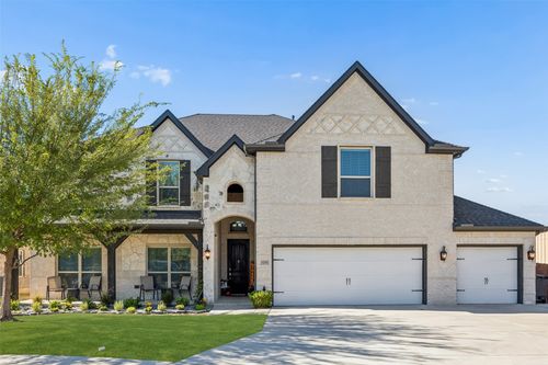 9200 Brittlebrush Trl, Fort Worth, TX, 76177-7427 | Card Image