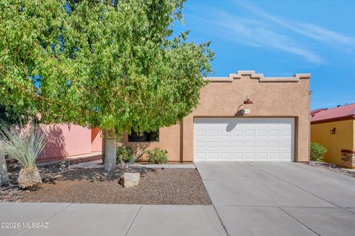 2772 N Bell Hollow Place, Tucson, AZ, 85745 | Card Image