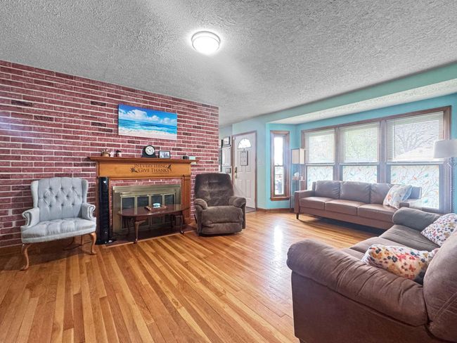 Living Room | Image 10