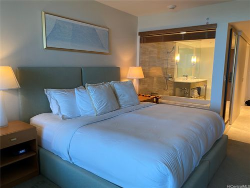 1803-383 Kalaimoku St, Honolulu, HI, 96815-2298 | Card Image