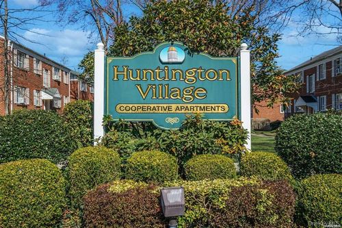 apt-92a-425 W Main St, Huntington, NY, 11743-3221 | Card Image