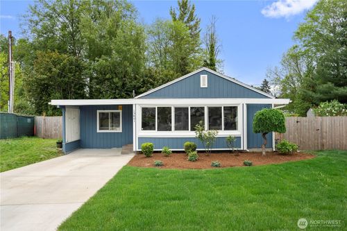 15401 2nd Ave Ne, Shoreline, WA, 98155-6816 | Card Image