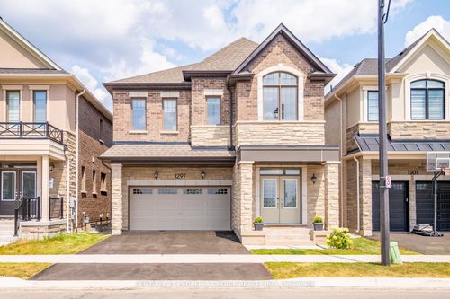 1297 Manitou Way, Milton, ON, L9E2A7 | Card Image