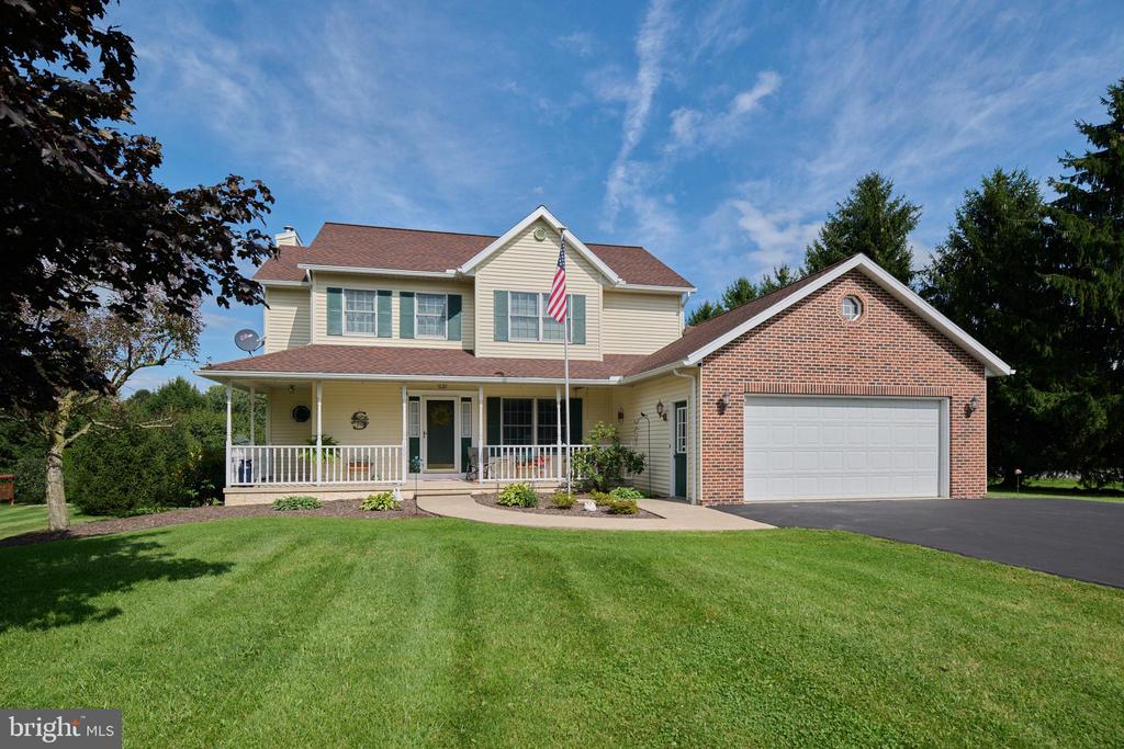 Springfield Dr, Bellefonte, PA 16823