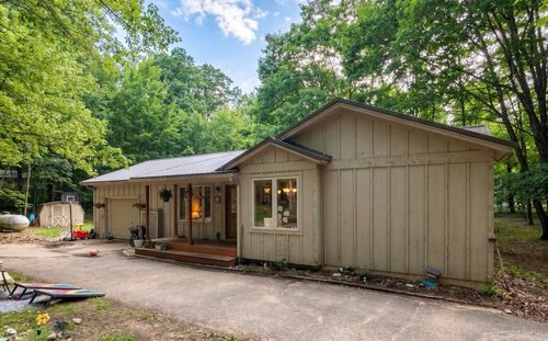 189 Forest Trl, Leroy, MI, 49655-9405 | Card Image