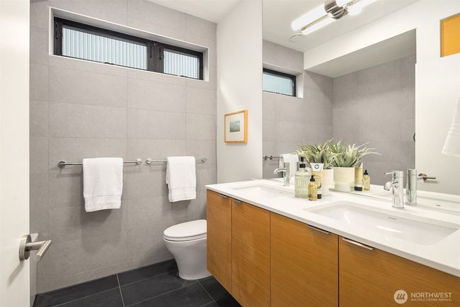 214 Shepard Way Nw, Townhouse with 2 bedrooms, 2 bathrooms and 1 parking in Bainbridge Island WA | Image 12