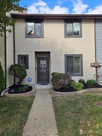 634 Edison Drive, Townhouse with 2 bedrooms, 1 bathrooms and null parking in East Windsor NJ | Image 1