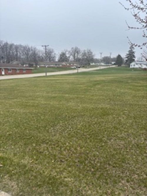 101 Thompson St Nw, Hopkinton, IA, 52237-9769 | Card Image