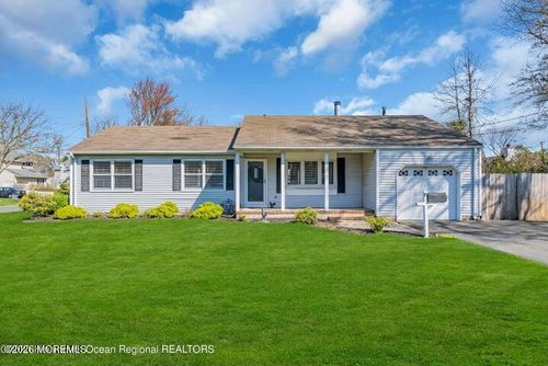 19 Bradley Ave, Oceanport, NJ, 07757-1313 | Card Image