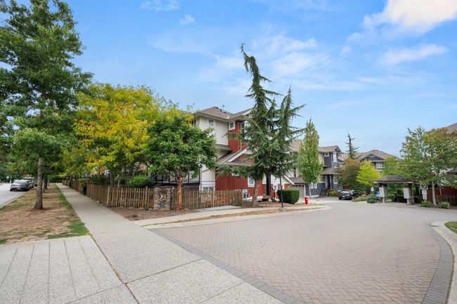 11 - 6956 193 Street, Townhouse with 3 bedrooms, 2 bathrooms and 2 parking in Surrey BC | Image 38