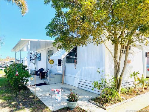 608 Garden View Way Ne, Jensen Beach, FL, 34957-5338 | Card Image